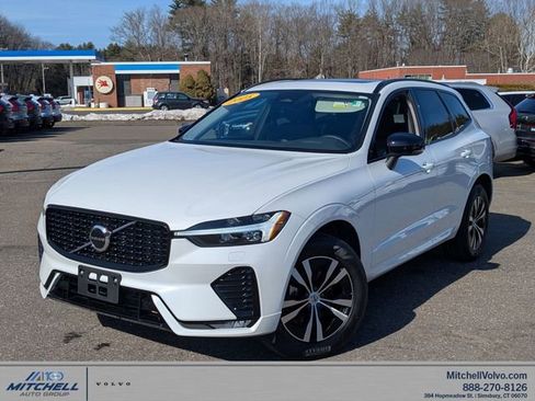Certified 2025 Volvo XC60 B5 Core image 1