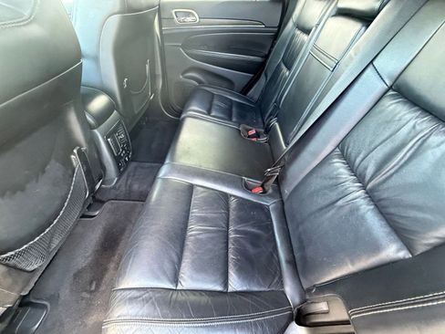 Used 2016 Jeep Grand Cherokee Limited image 30