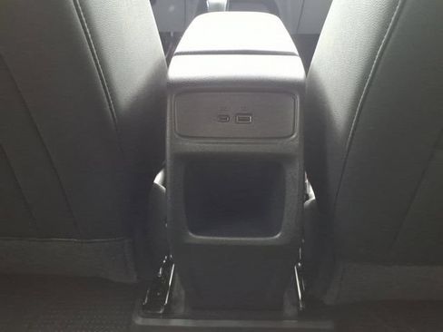 Used 2025 Chevrolet Trax RS w/ Driver Confidence Package FWD image 25