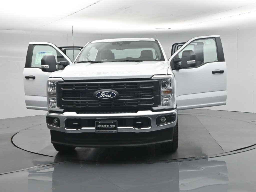 New 2027 Ford F350 XL w/ XL Chrome Package AWD/4WD image 29