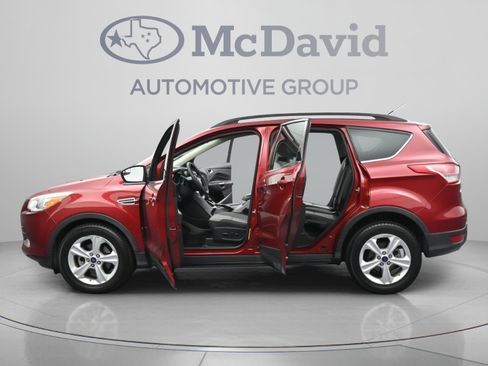Used 2014 Ford Escape SE w/ Equipment Group 201A FWD image 41