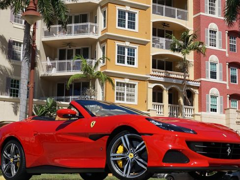 Used 2022 Ferrari Portofino M RWD image 1