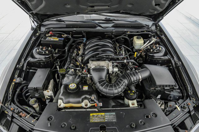 Used 2006 Ford Mustang GT RWD image 45