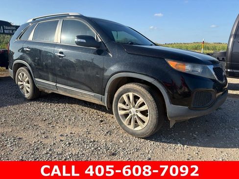 Used 2011 Kia Sorento LX FWD image 1