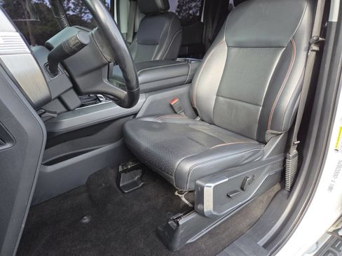 Used 2022 Ford F150 Lariat w/ FX4 Off-Road Package AWD/4WD image 28