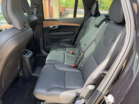 Certified 2024 Volvo XC90 T8 Plus w/ Protection Package AWD/4WD image 23