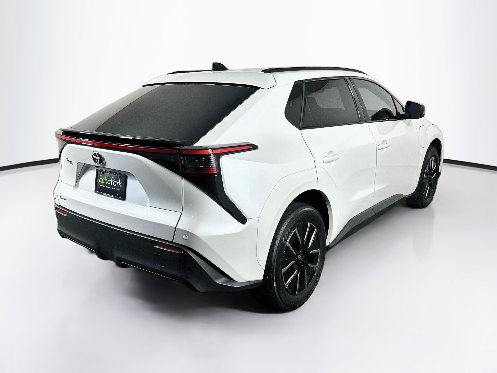 Used 2026 Toyota bZ FWD image 9