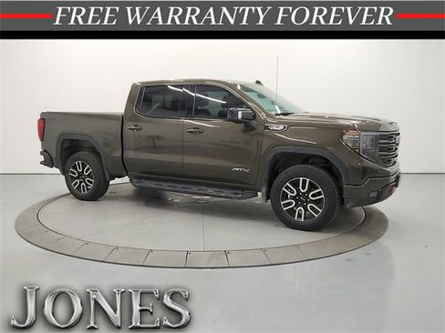 Used 2023 GMC Sierra 1500 AT4 w/ Technology Package image 1