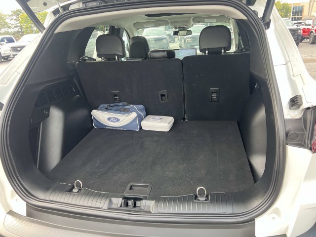 Certified 2023 Ford Escape Platinum w/ Premium Technology Package AWD/4WD image 11