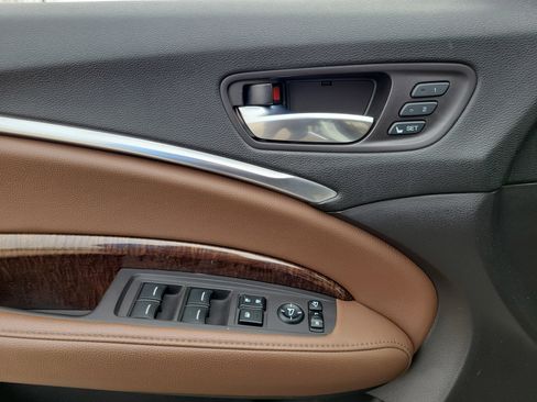 Used 2018 Acura MDX FWD w/ Technology Package image 18