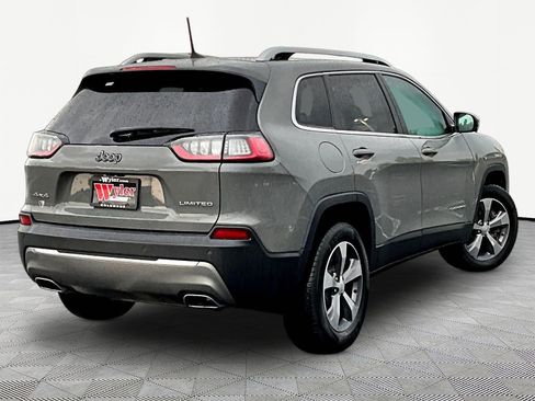 Used 2019 Jeep Cherokee Limited AWD/4WD image 6