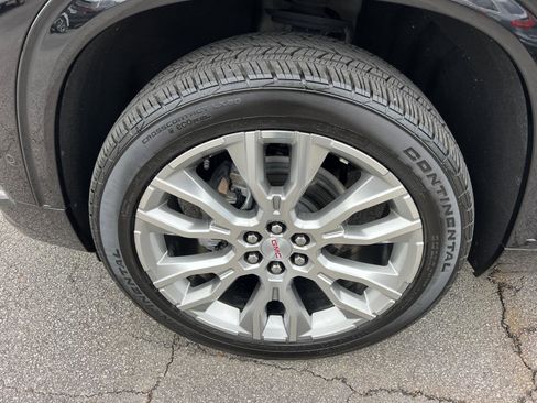 Used 2024 GMC Acadia Denali w/ Super Cruise Package image 11