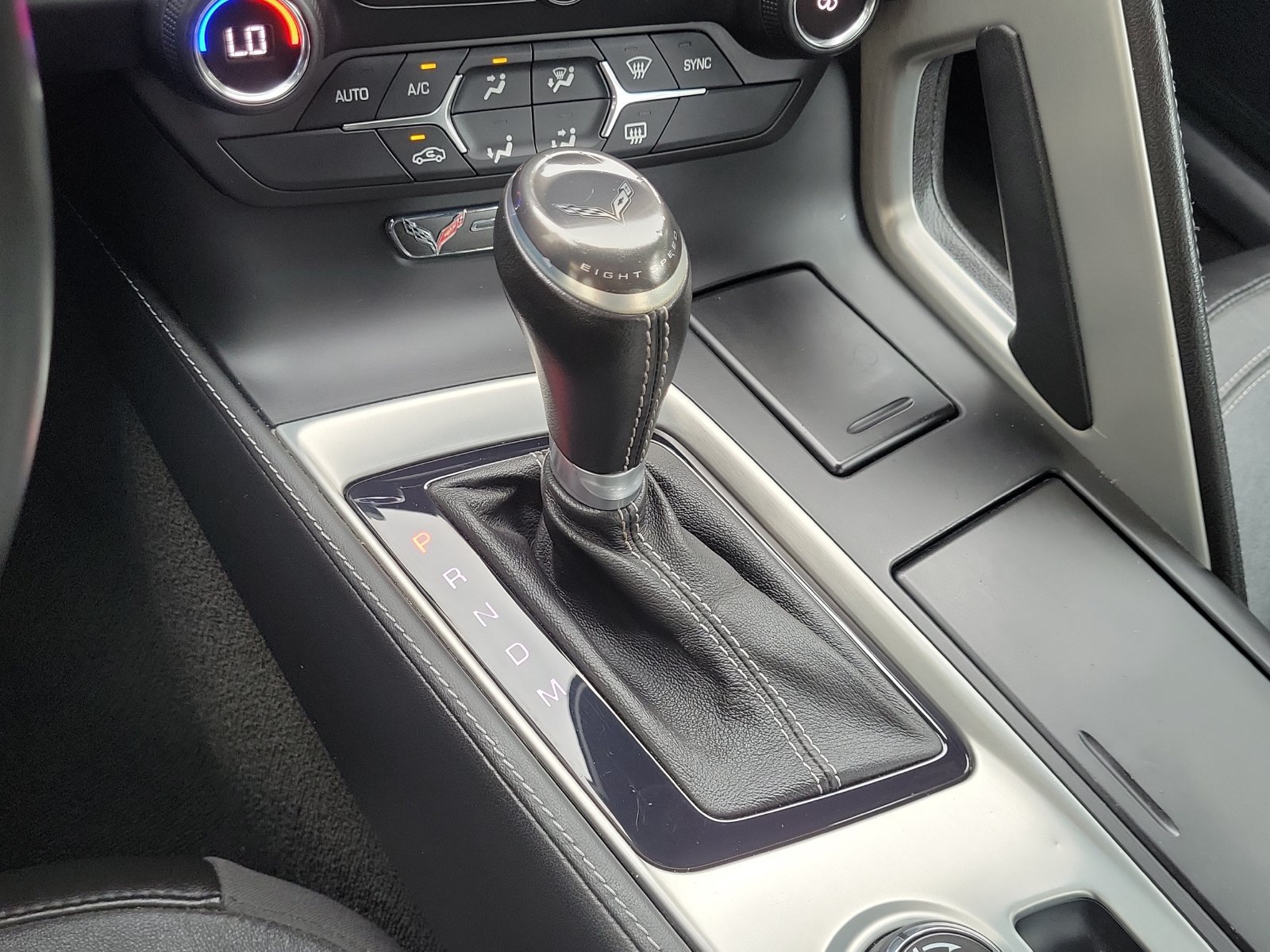 Used 2016 Chevrolet Corvette Stingray Coupe RWD image 28