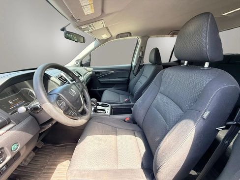 Used 2017 Honda Ridgeline Sport image 11