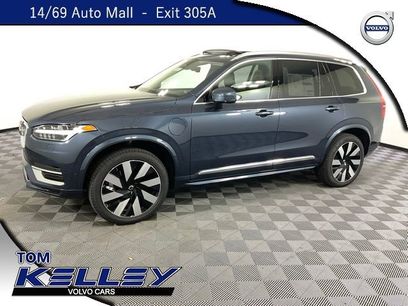 New 2025 Volvo XC90 T8 Plus w/ Protection Package Premier