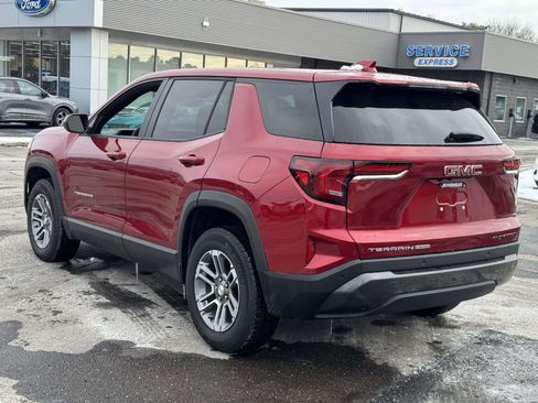 Used 2025 GMC Terrain Elevation image 5