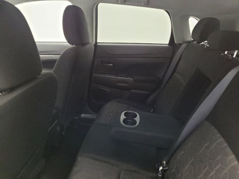 Used 2020 Mitsubishi Outlander Sport ES FWD image 18