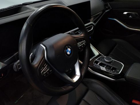 Used 2023 BMW 330i xDrive Sedan w/ Premium Package image 13