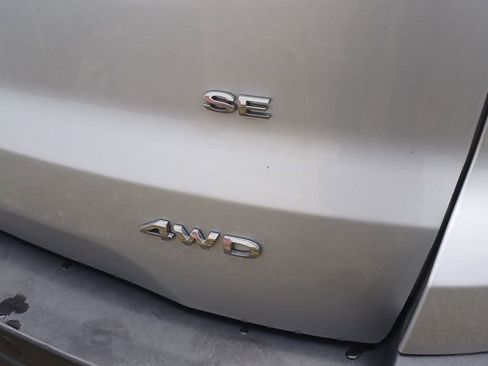 Used 2019 Ford EcoSport SE image 3