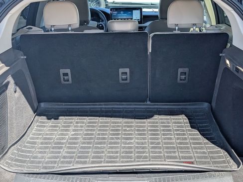 Used 2023 Lincoln Corsair Reserve w/ Equipment Group 201A image 7