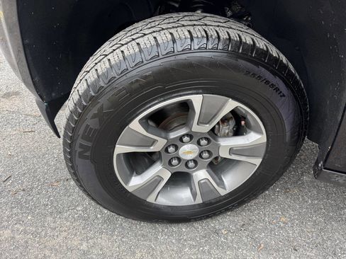 Used 2018 Chevrolet Colorado Z71 image 29