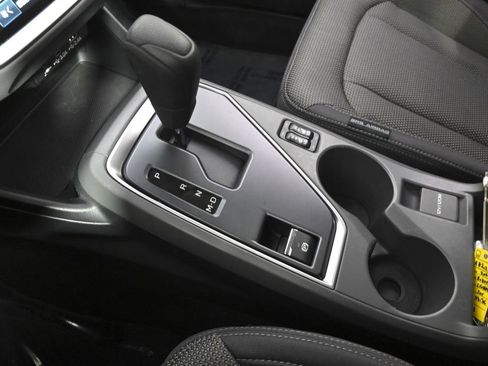 Used 2024 Subaru Crosstrek 2.0i Premium image 29