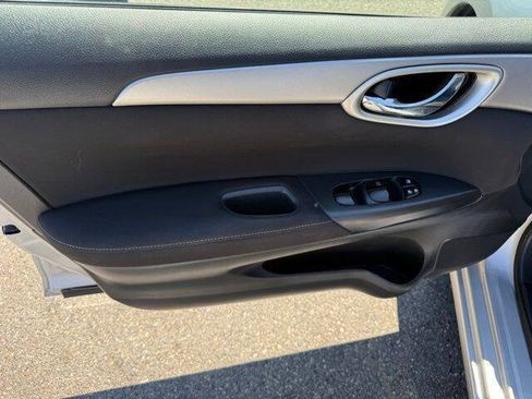 Used 2014 Nissan Sentra S FWD image 14