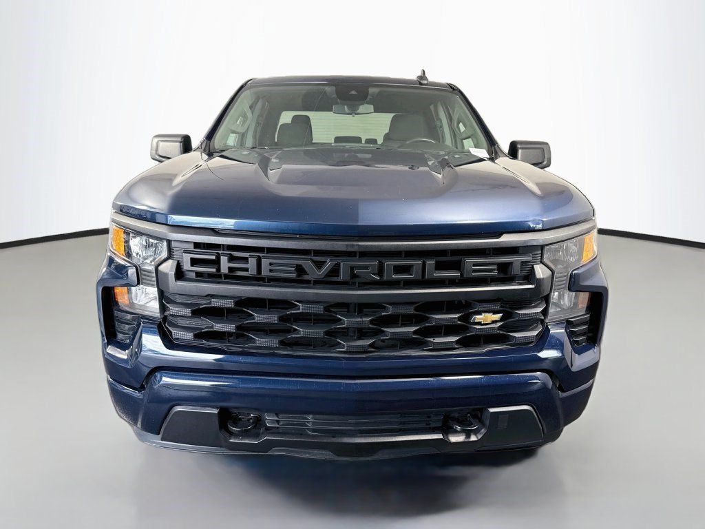 Used 2022 Chevrolet Silverado 1500 Custom AWD/4WD image 2