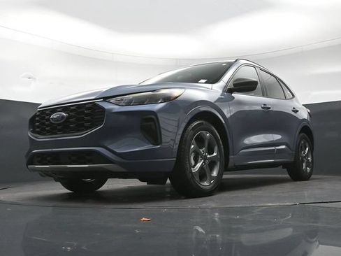 Used 2023 Ford Escape ST-Line w/ Equipment Group 301A FWD image 23