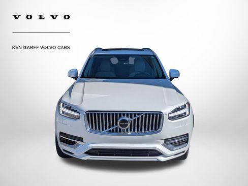 Used 2024 Volvo XC90 T8 Plus w/ Protection Package Premier image 9