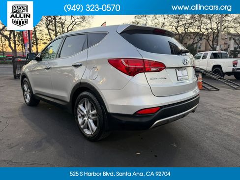 Used 2013 Hyundai Santa Fe Sport 2.0T w/ Technology Pkg FWD image 6