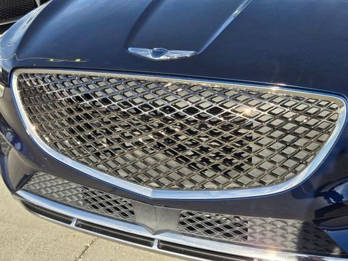 Used 2022 Genesis GV70 2.5T w/ Select Package image 40