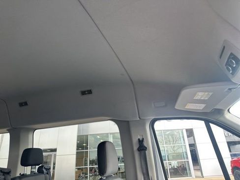 Used 2024 Ford Transit 350 XLT RWD image 11