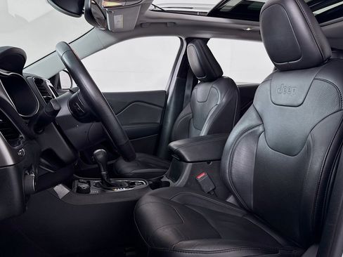 Used 2021 Jeep Cherokee Limited AWD/4WD image 17