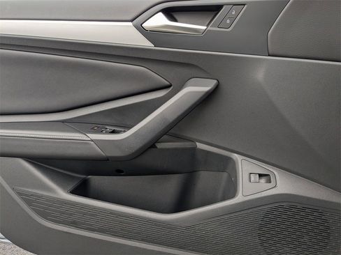 Used 2025 Volkswagen Jetta Sport image 13