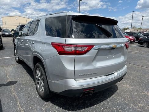 Used 2020 Chevrolet Traverse Premier AWD/4WD image 2
