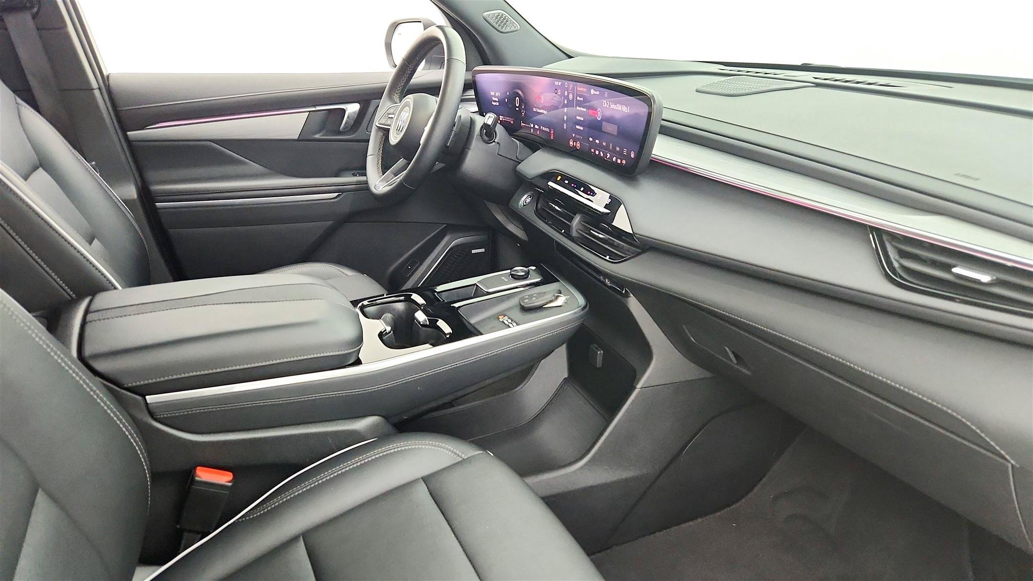 Used 2025 Buick Enclave Preferred FWD image 18