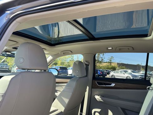 New 2025 Volkswagen Atlas SE image 15