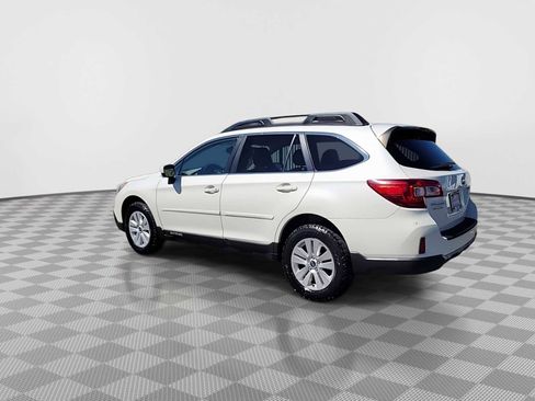 Used 2015 Subaru Outback 2.5i Premium AWD/4WD image 6