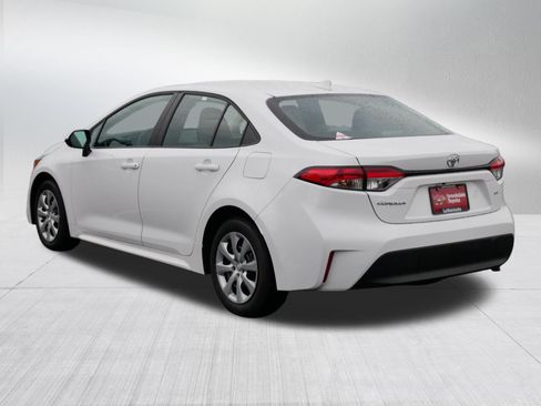 Certified 2026 Toyota Corolla LE FWD image 5