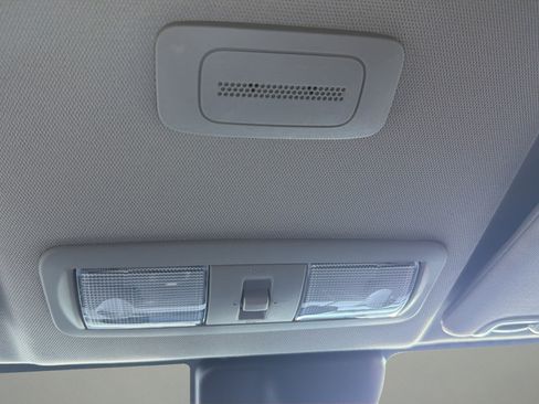 Certified 2025 Nissan Frontier SV AWD/4WD image 20