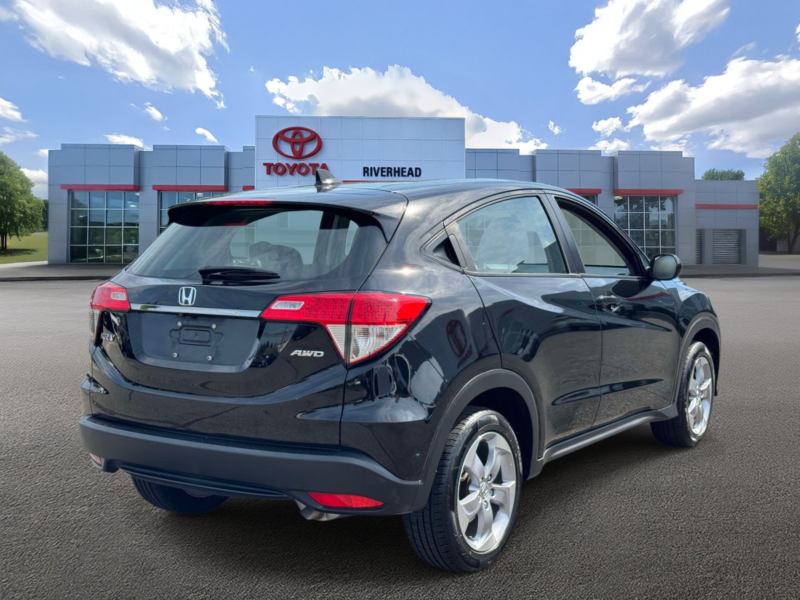 Used 2022 Honda HR-V LX image 6