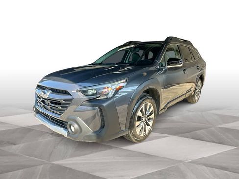 Certified 2025 Subaru Outback Limited AWD/4WD image 4