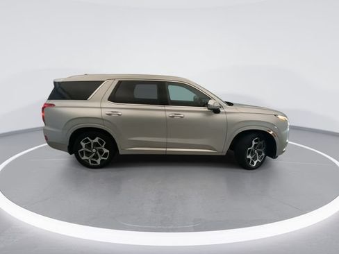 Used 2022 Hyundai Palisade Calligraphy w/ Winter Package FWD image 5