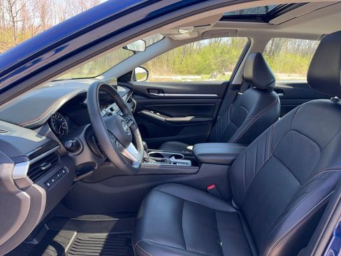 Used 2024 Nissan Altima 2.0 SR image 24