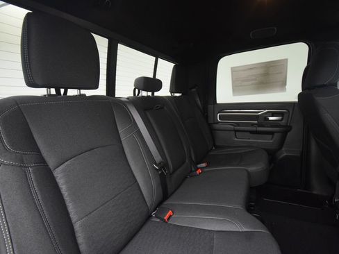 New 2026 RAM 2500 Big Horn AWD/4WD image 17