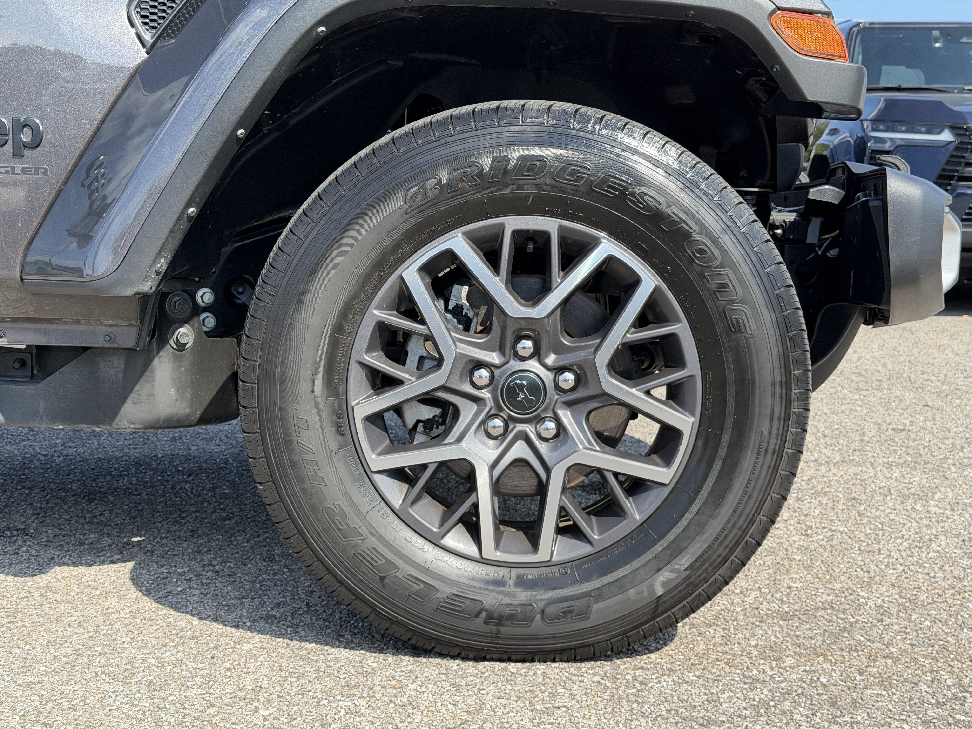 Used 2026 Jeep Wrangler Unlimited Sahara AWD/4WD image 13