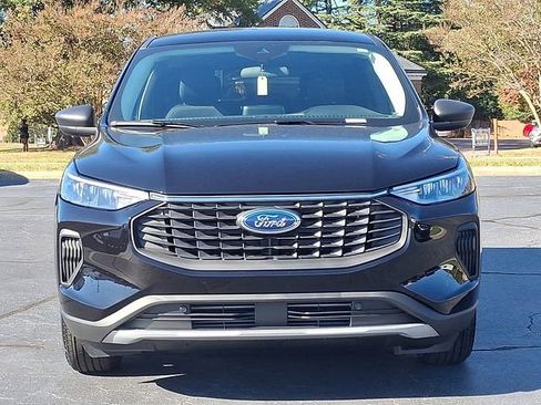 New 2026 Ford Escape Active image 2