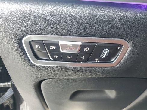 Used 2022 BMW X7 M50i w/ Executive Package image 12