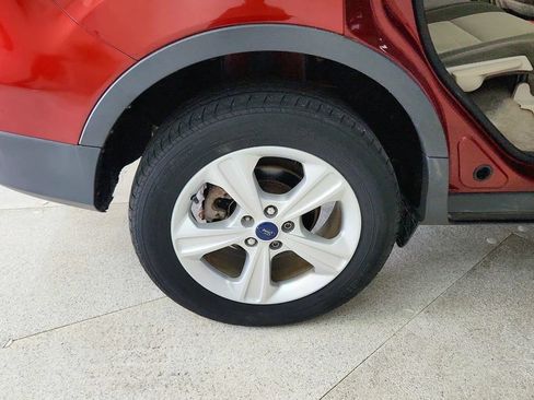 Used 2016 Ford Escape SE FWD image 30
